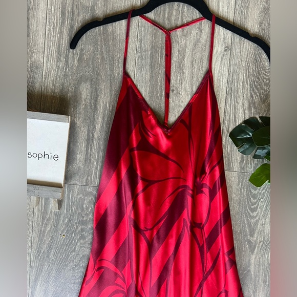 VTG Victorias Secret Floral Charmeuse Silk Full Length Slip Dress Cut Out Back S - Picture 7 of 16